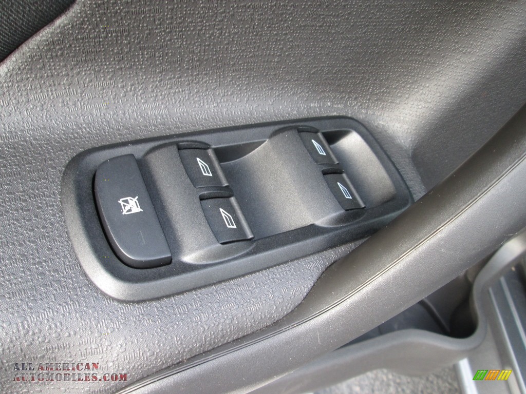 2015 Fiesta SE Sedan - Magnetic Metallic / Charcoal Black photo #14