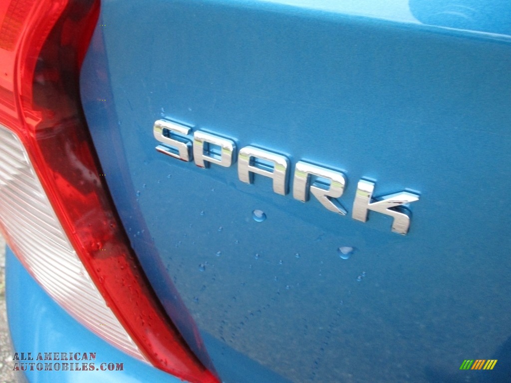 2019 Spark LT - Caribbean Blue Metallic / Jet Black photo #5