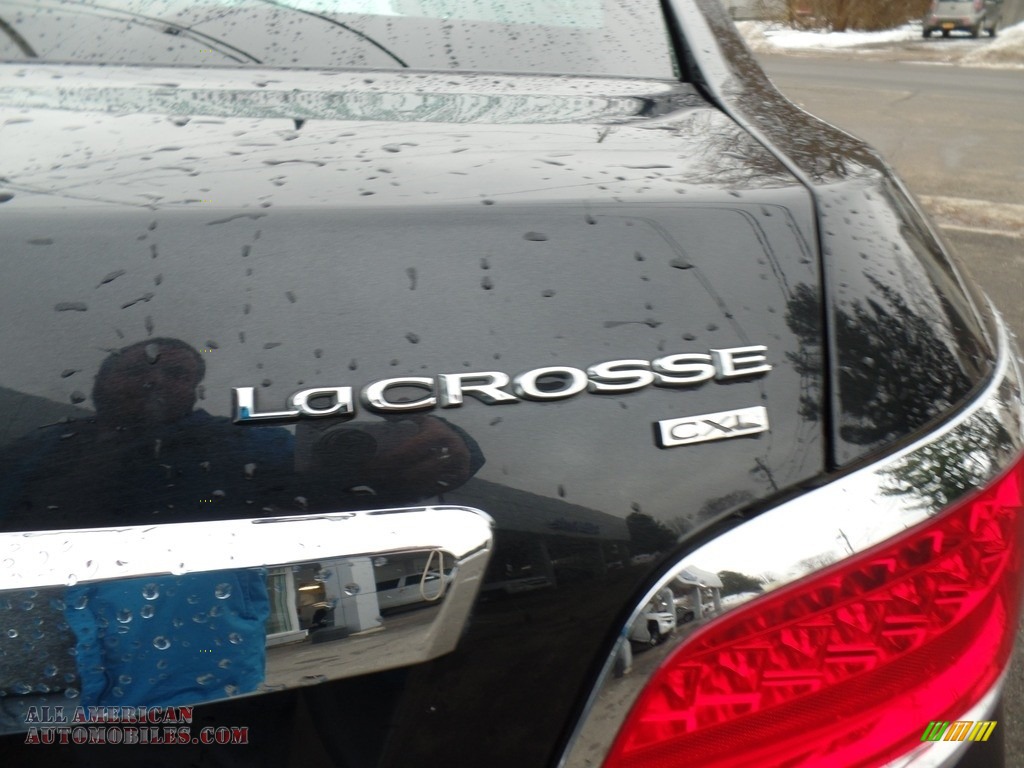 2011 LaCrosse CXL - Carbon Black Metallic / Ebony photo #10
