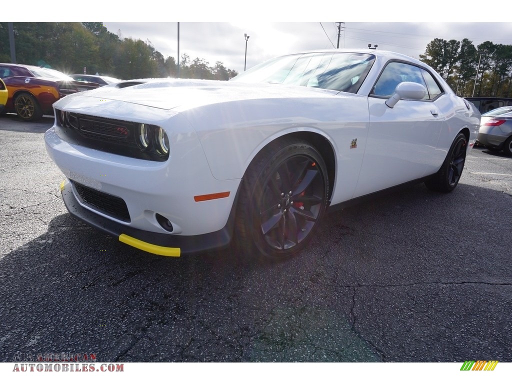 2019 Challenger R/T Scat Pack - White Knuckle / Black photo #3