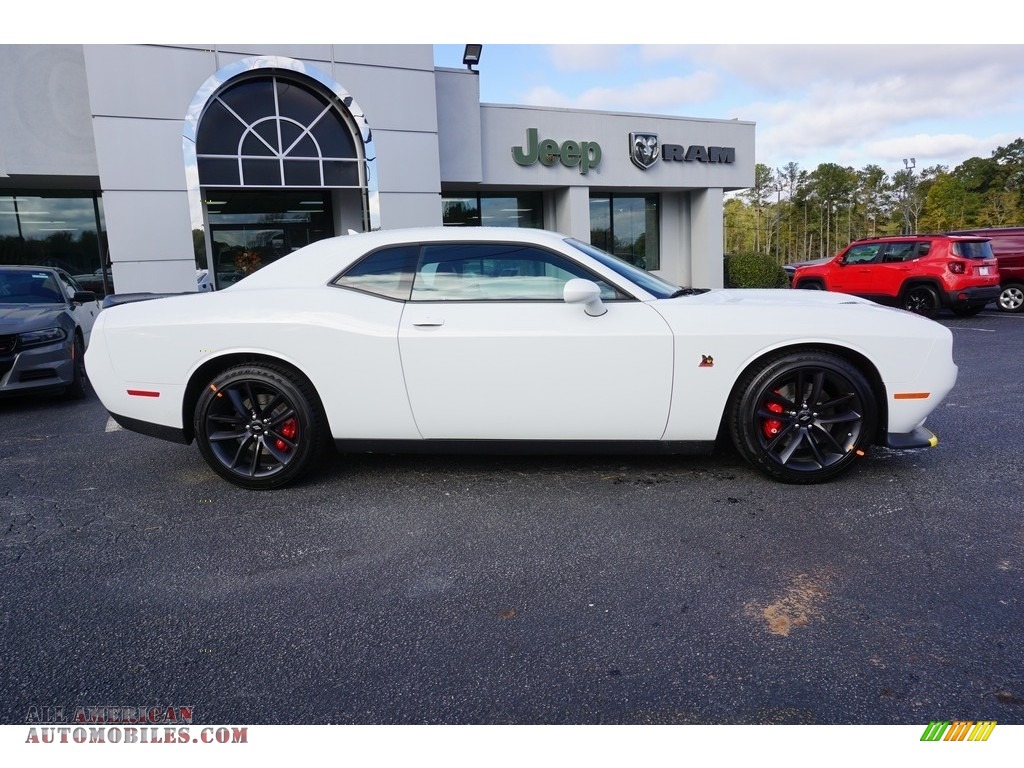 2019 Challenger R/T Scat Pack - White Knuckle / Black photo #12