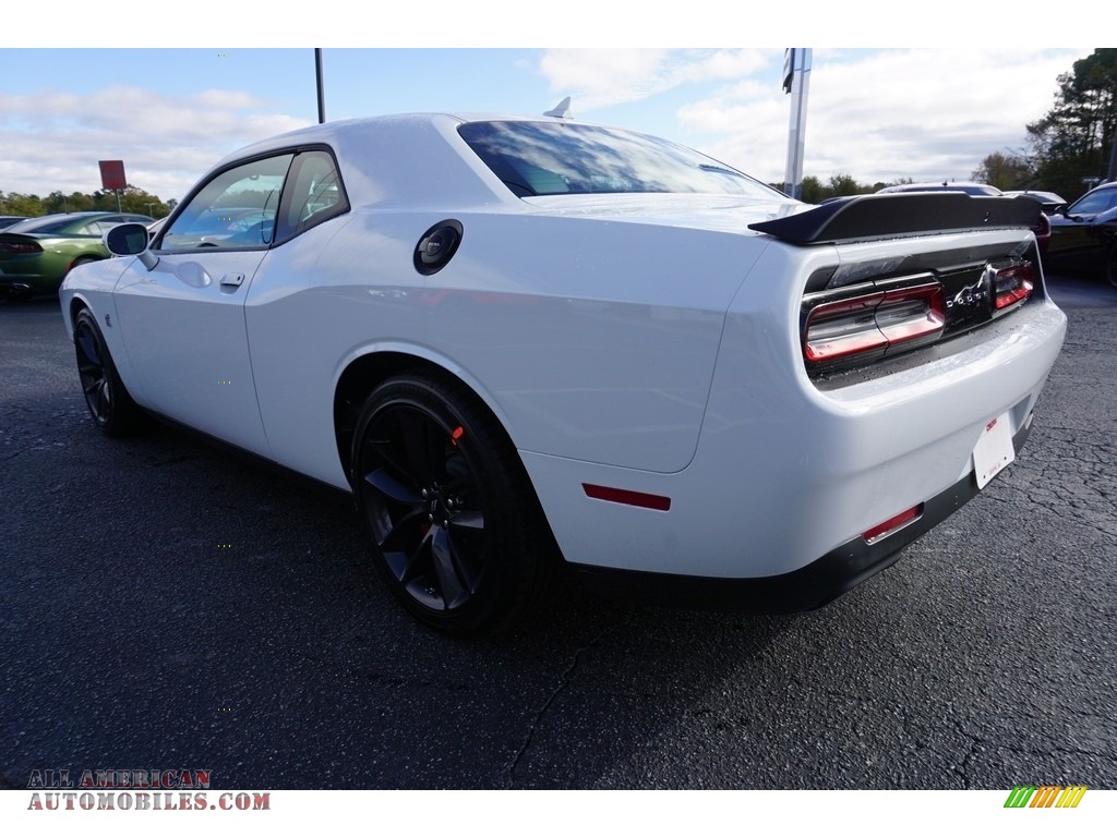 2019 Challenger R/T Scat Pack - White Knuckle / Black photo #15