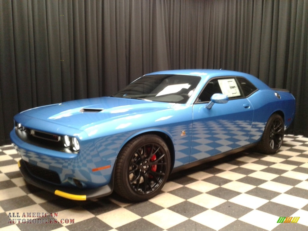 2018 Challenger R/T Scat Pack - B5 Blue Pearl / Black photo #2