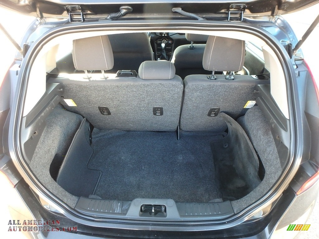 2014 Fiesta SE Hatchback - Tuxedo Black / Medium Light Stone photo #7