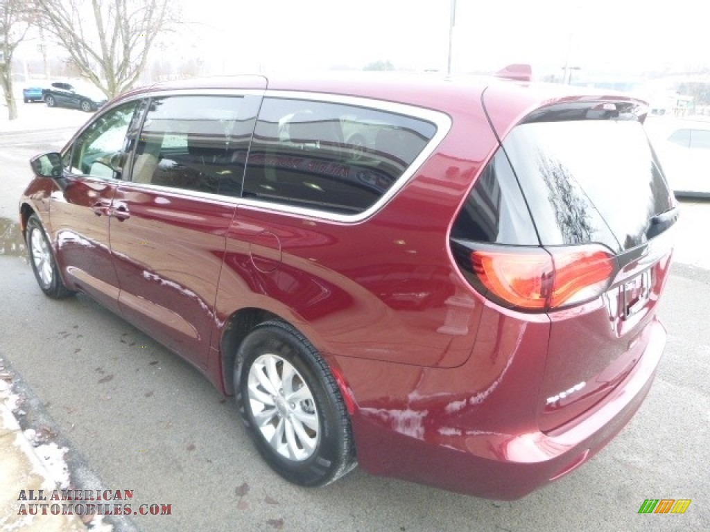 2017 Pacifica Touring - Velvet Red Pearl / Black/Alloy photo #7