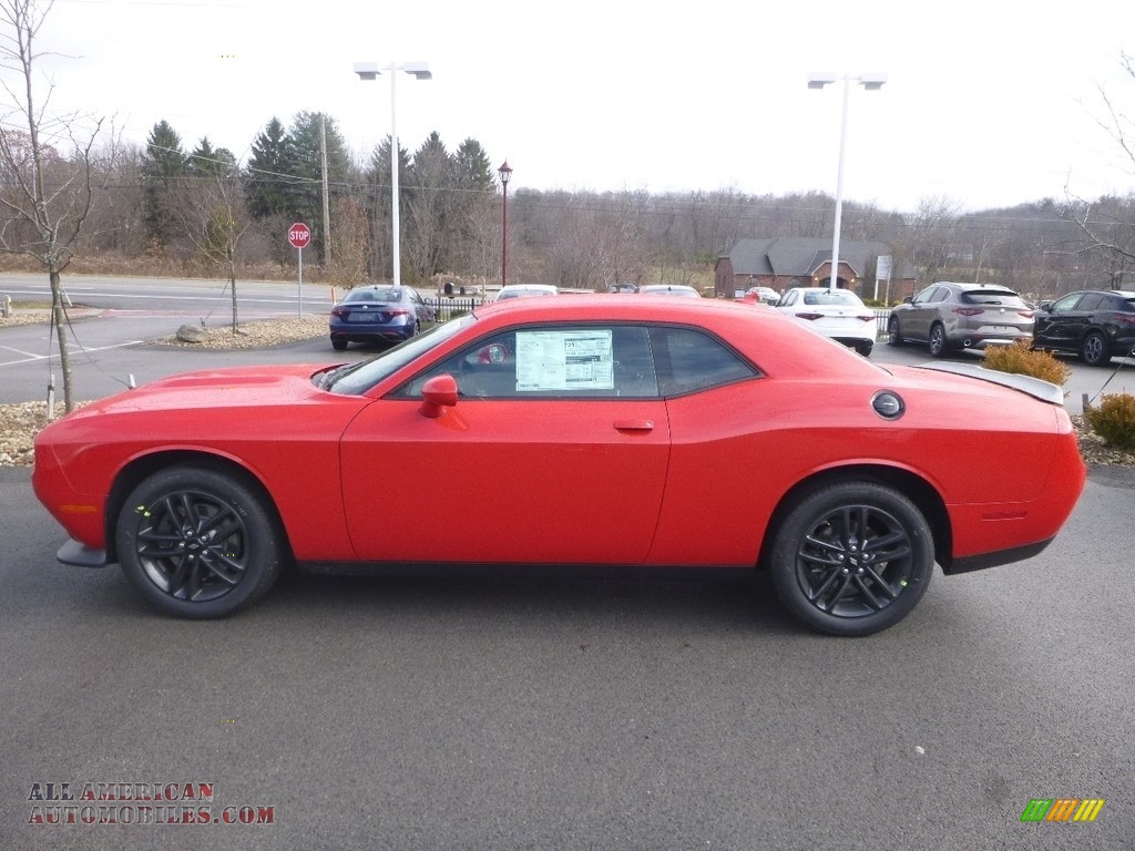 2019 Challenger GT AWD - Torred / Black photo #3