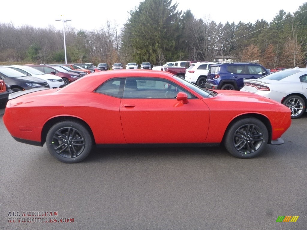 2019 Challenger GT AWD - Torred / Black photo #10