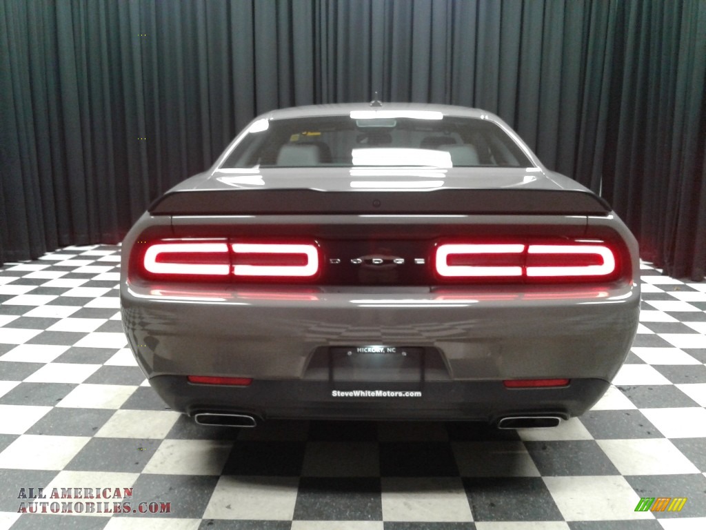 2018 Challenger R/T Scat Pack - Destroyer Gray / Black/Ruby Red photo #7