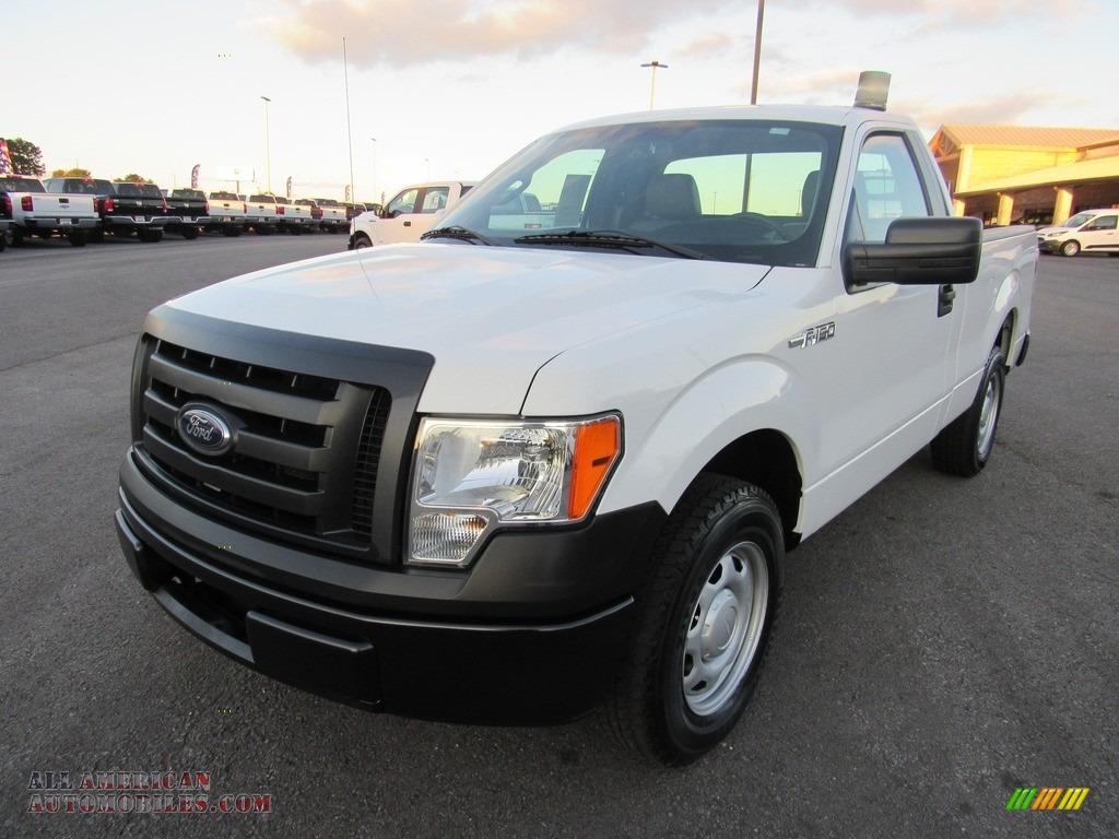 Oxford White / Steel Gray Ford F150 XL Regular Cab