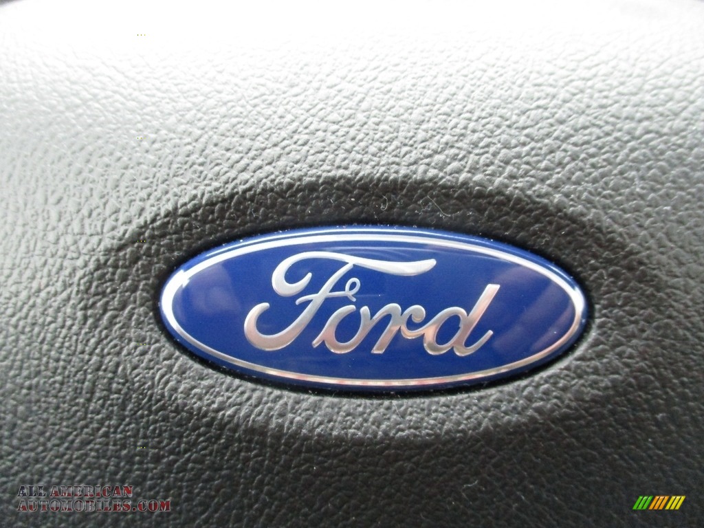 2015 Focus SE Hatchback - Magnetic Metallic / Charcoal Black photo #37