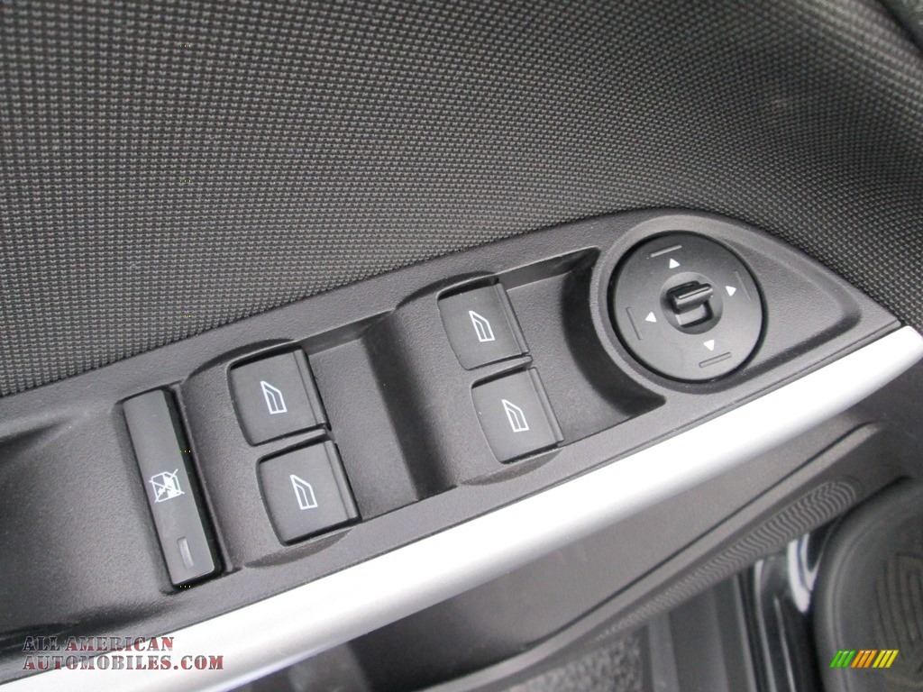 2013 Focus SE Hatchback - Tuxedo Black / Charcoal Black photo #15
