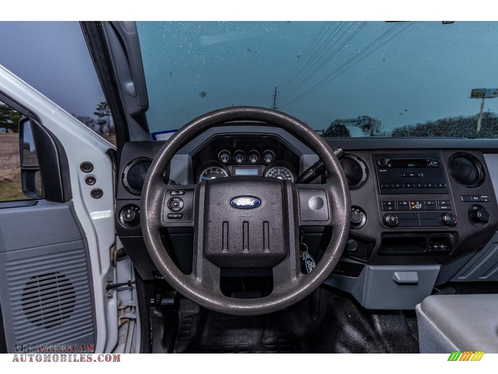 2015 F250 Super Duty XL Super Cab 4x4 - Oxford White / Steel photo #28
