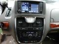 Chrysler Town & Country Touring Cashmere Pearl photo #19