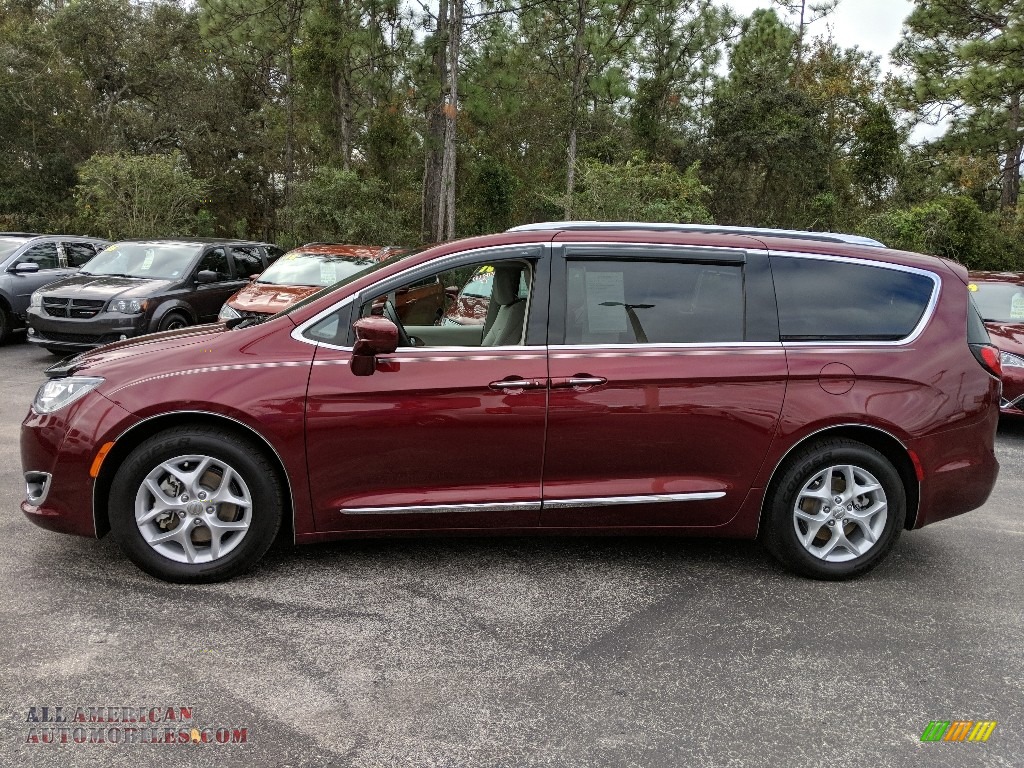 2017 Pacifica Touring L Plus - Velvet Red Pearl / Black/Alloy photo #2