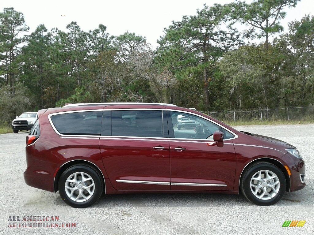 2019 Pacifica Touring L Plus - Velvet Red Pearl / Black/Alloy photo #6
