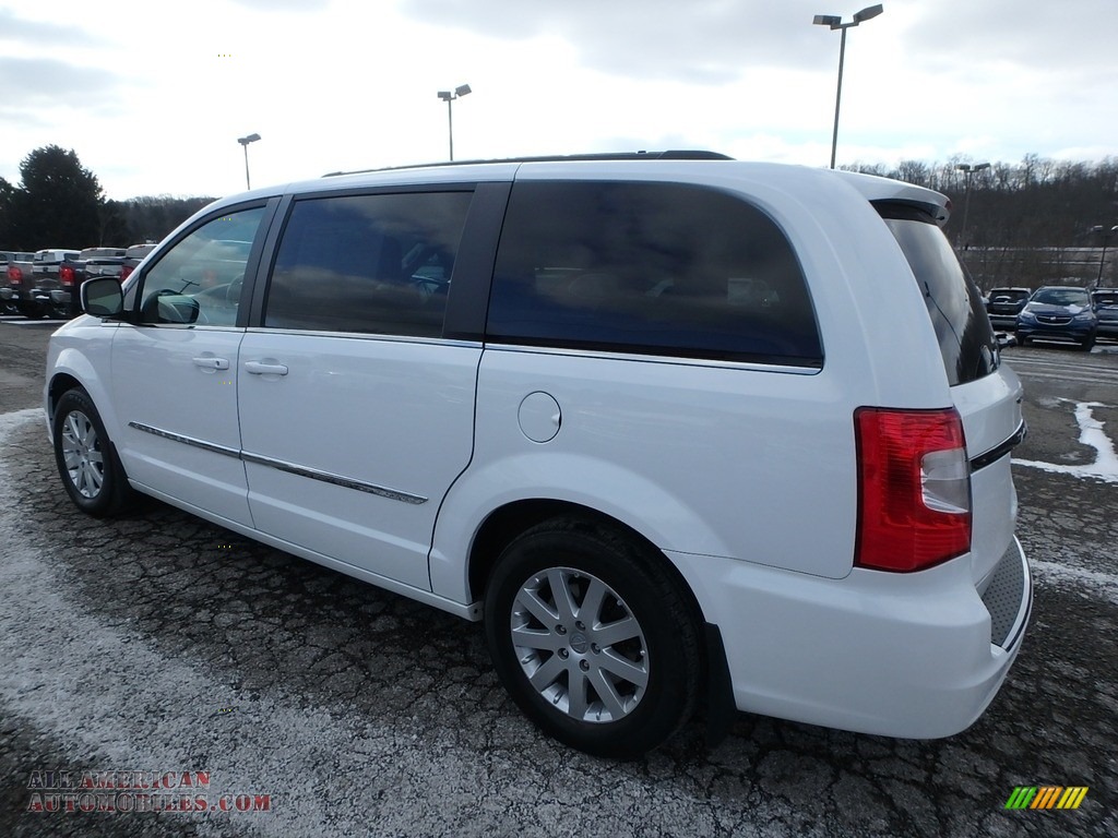 2015 Town & Country Touring - Bright White / Black/Light Graystone photo #12