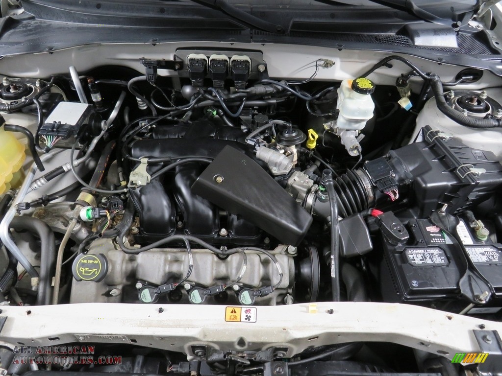 2005 Escape XLT V6 4WD - Oxford White / Medium/Dark Flint Grey photo #7