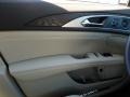 Lincoln MKZ Hybrid Reserve II White Platinum photo #17