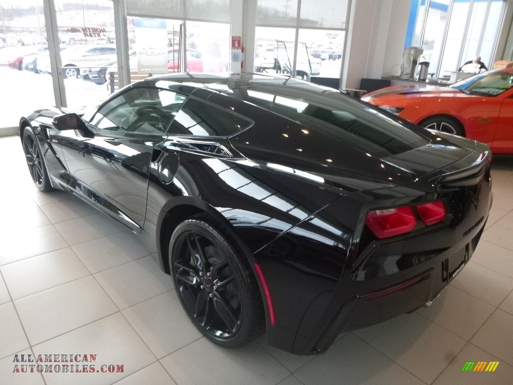 2019 Corvette Stingray Coupe - Black / Adrenaline Red photo #3