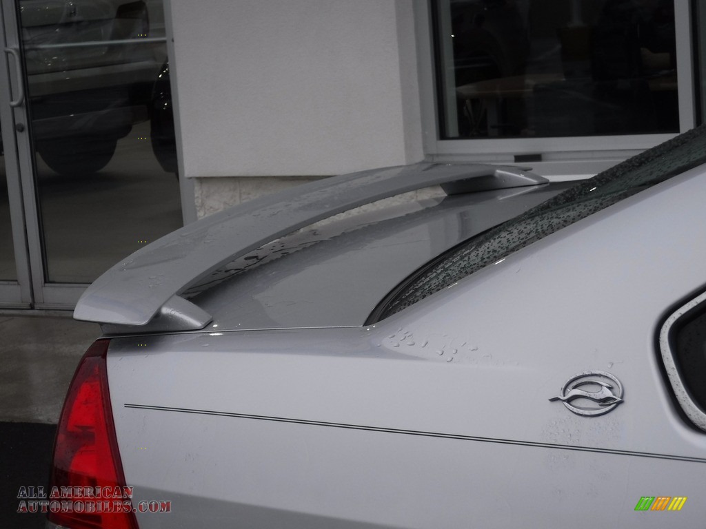 2009 Impala LT - Dark Silver Metallic / Gray photo #4