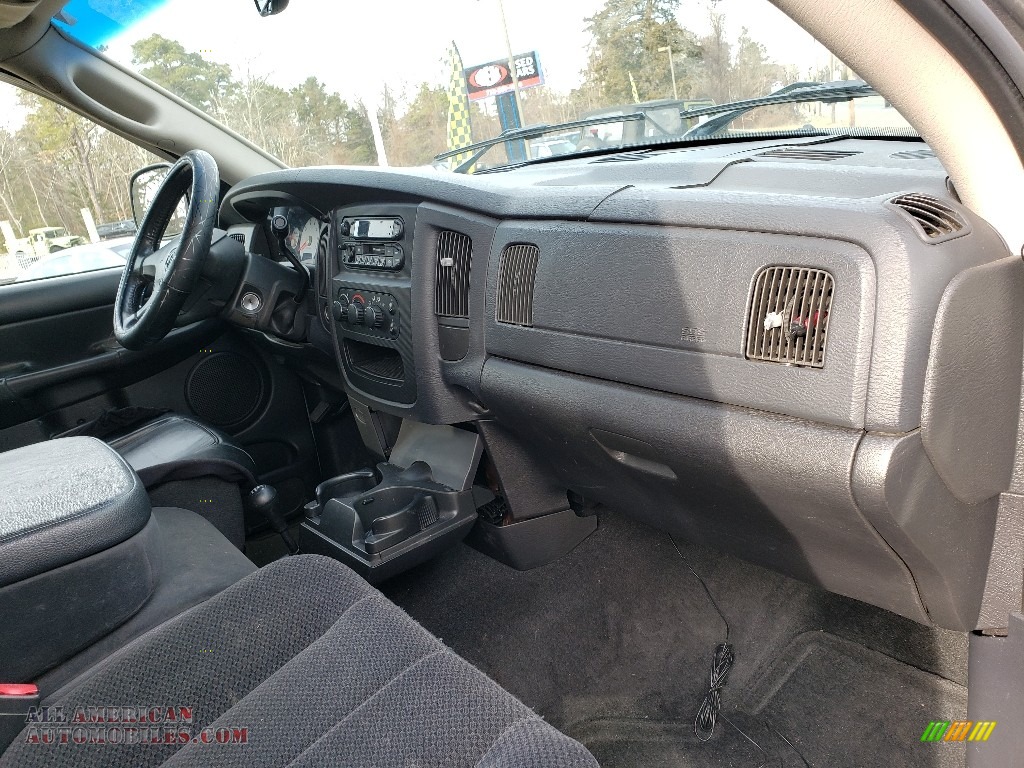 2002 Ram 1500 Sport Quad Cab 4x4 - Bright Silver Metallic / Dark Slate Gray photo #23