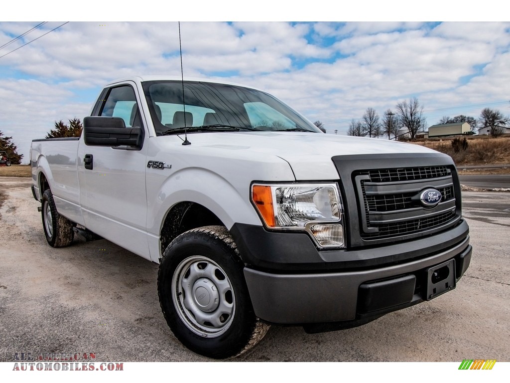 Oxford White / Steel Gray Ford F150 XL Regular Cab