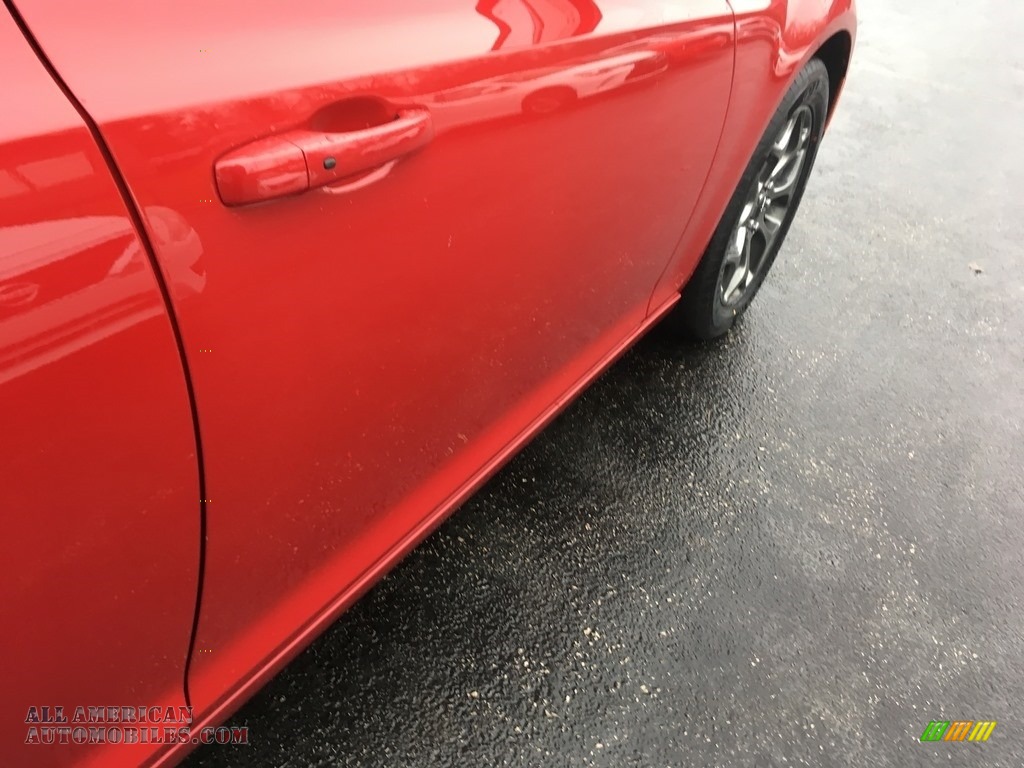 2016 300 S AWD - Redline Red Tri-Coat Pearl / Black photo #16
