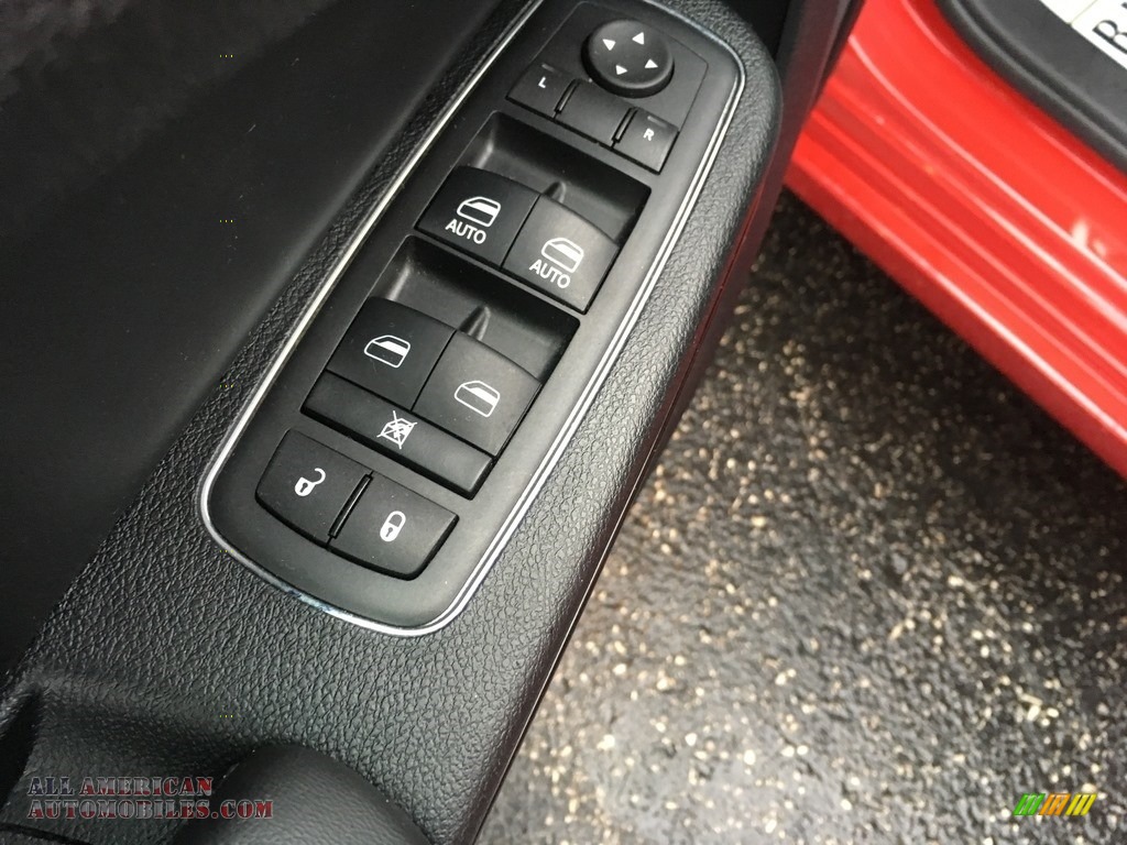 2016 300 S AWD - Redline Red Tri-Coat Pearl / Black photo #20
