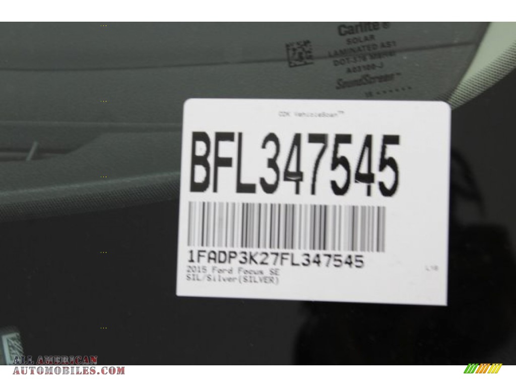 2015 Focus SE Hatchback - Ingot Silver Metallic / Charcoal Black photo #33