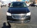Chrysler Town & Country Touring-L Brilliant Black Crystal Pearl photo #29