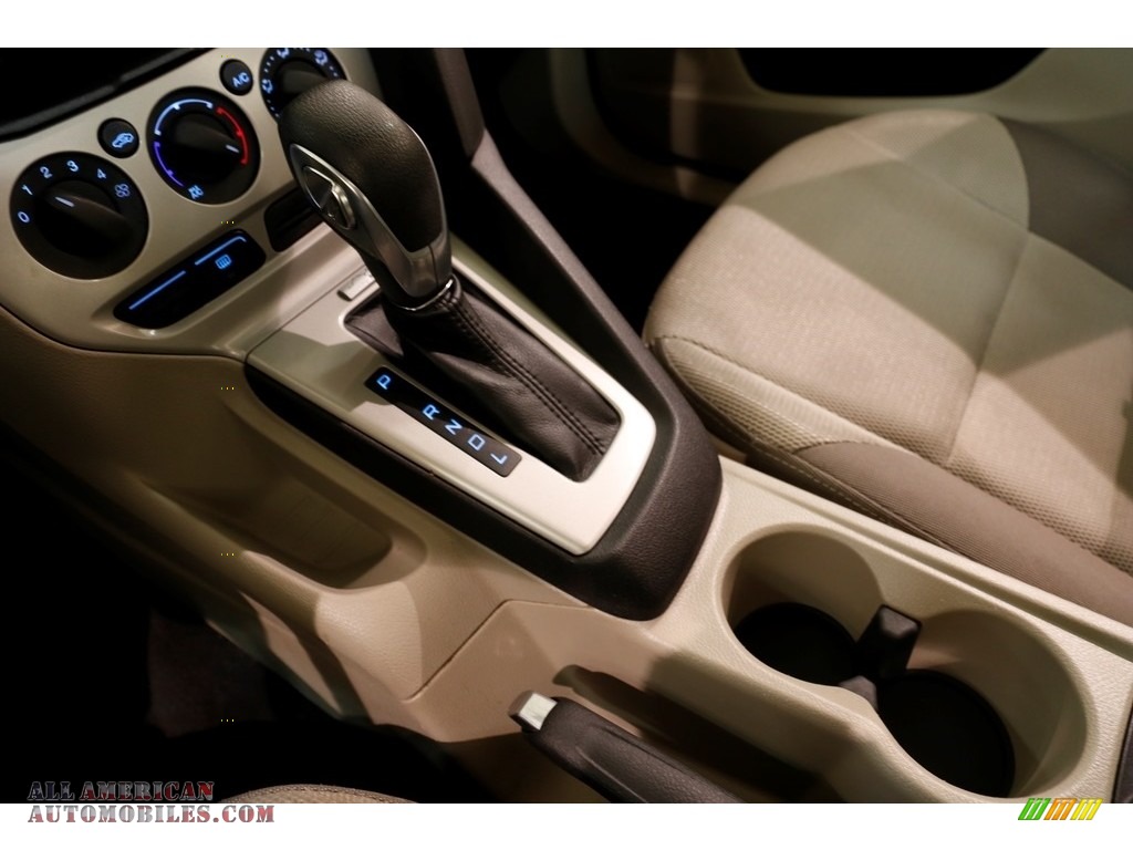 2014 Focus SE Sedan - Ingot Silver / Medium Light Stone photo #13