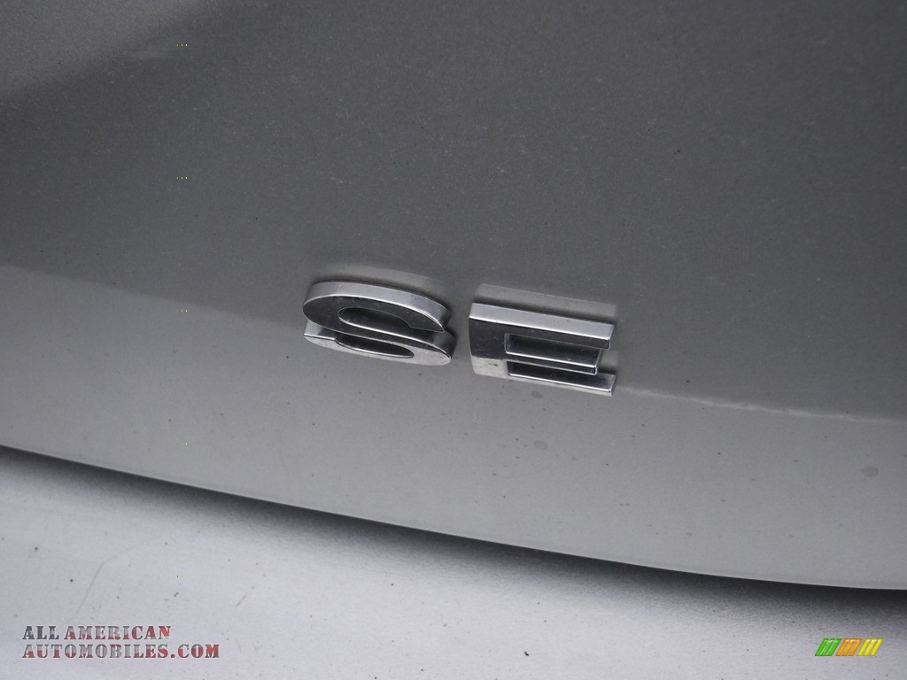 2013 Focus SE Sedan - Ingot Silver / Medium Light Stone photo #9