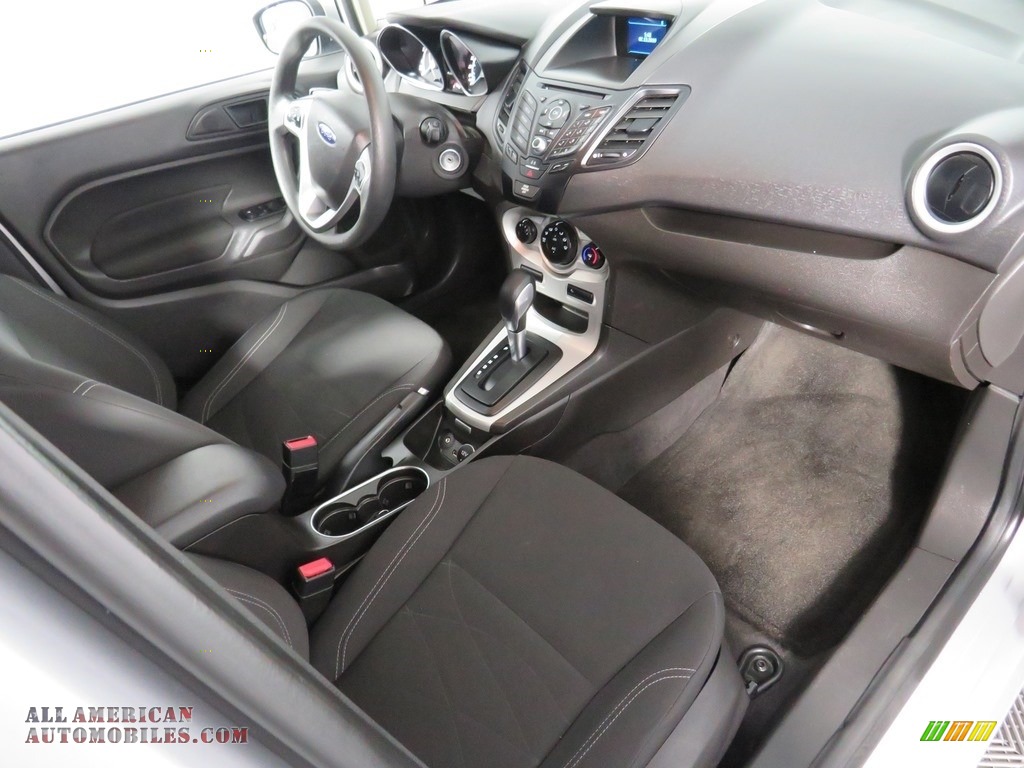 2017 Fiesta SE Hatchback - Ingot Silver / Charcoal Black photo #13