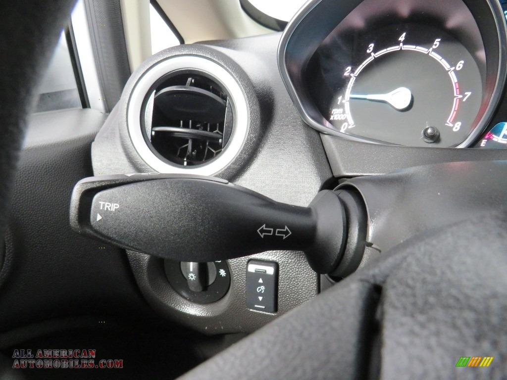 2017 Fiesta SE Hatchback - Ingot Silver / Charcoal Black photo #22