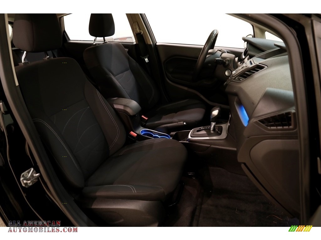 2016 Fiesta SE Hatchback - Shadow Black / Charcoal Black photo #11