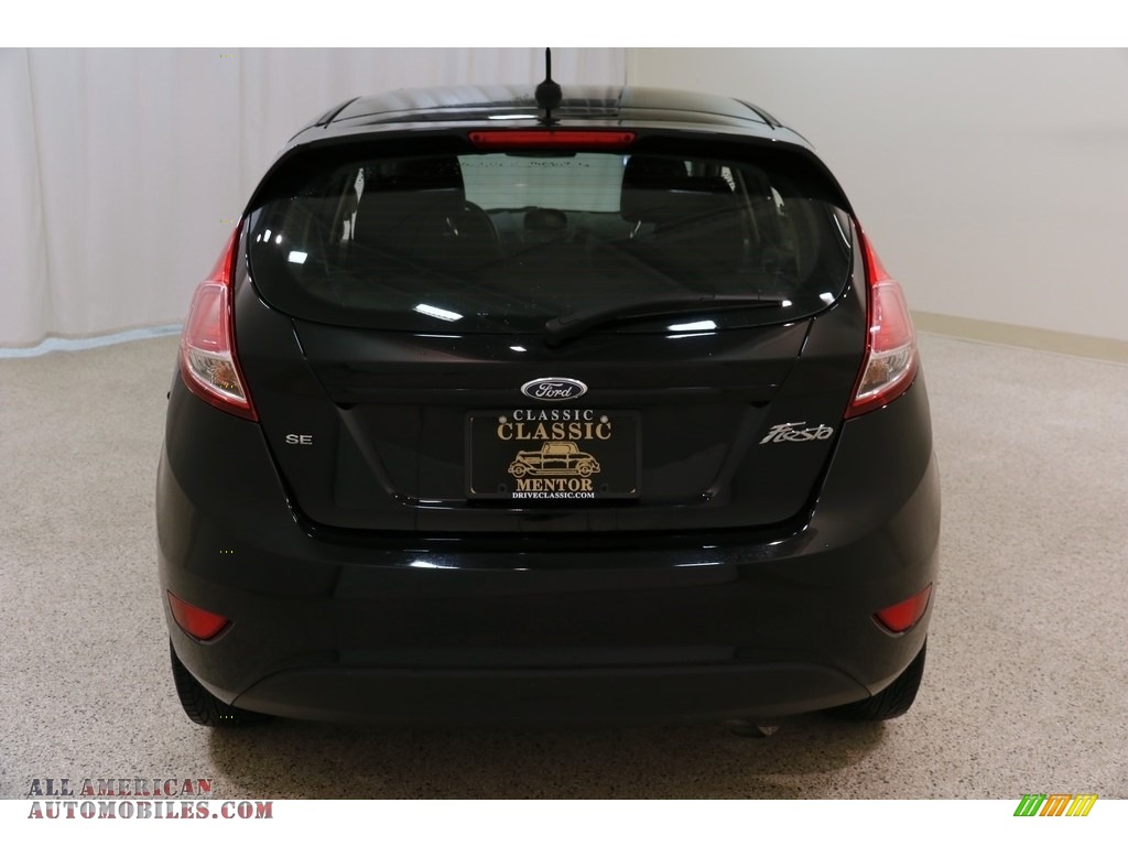2016 Fiesta SE Hatchback - Shadow Black / Charcoal Black photo #14