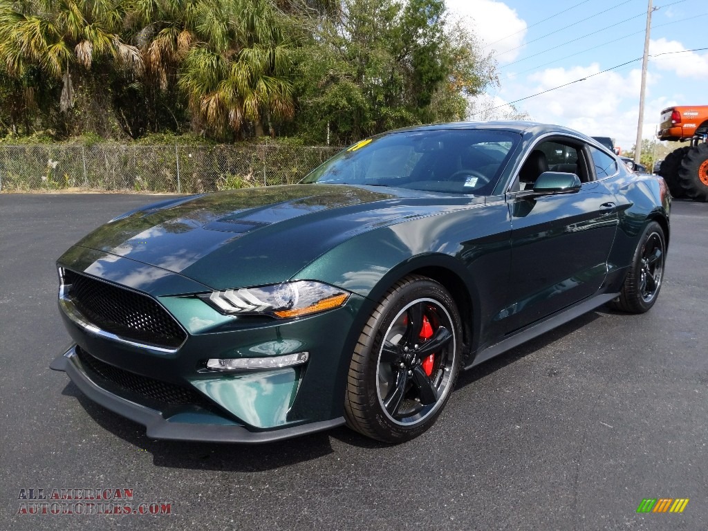 Dark Highland Green / Ebony Ford Mustang Bullitt