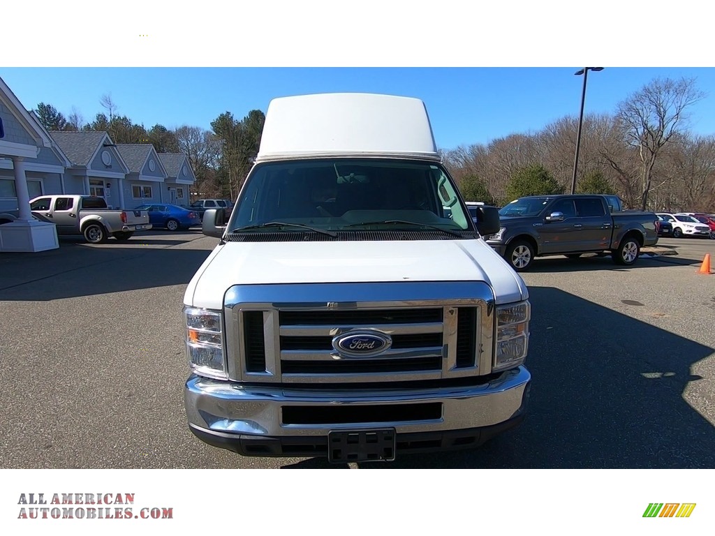 2014 E-Series Van E350 XL Extended 15 Passenger Van - Oxford White / Medium Flint photo #2