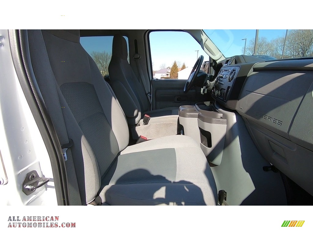 2014 E-Series Van E350 XL Extended 15 Passenger Van - Oxford White / Medium Flint photo #23