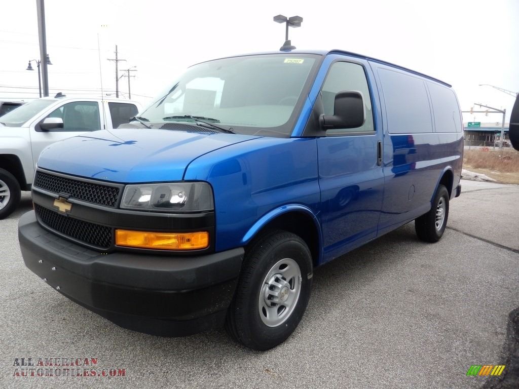 Kinetic Blue Metallic / Medium Pewter Chevrolet Express 2500 Cargo WT