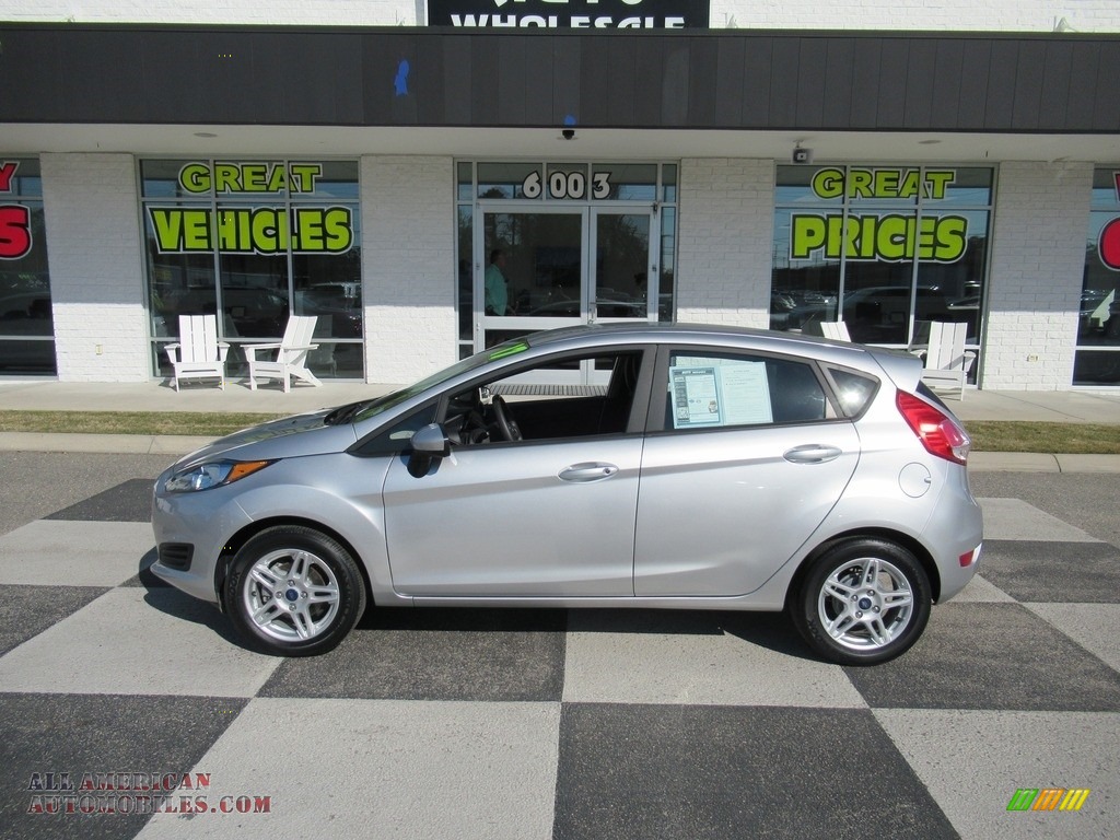 2017 Fiesta SE Hatchback - Ingot Silver / Charcoal Black photo #1