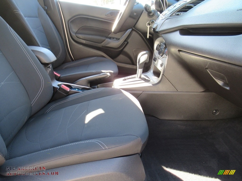 2017 Fiesta SE Hatchback - Ingot Silver / Charcoal Black photo #13