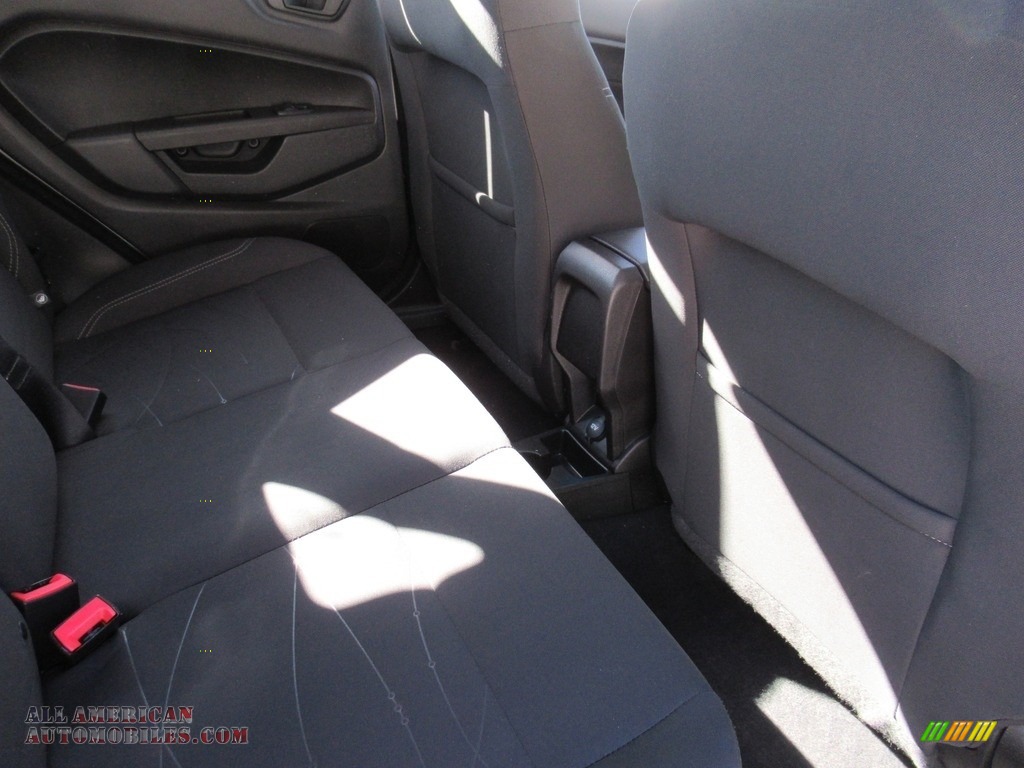 2017 Fiesta SE Hatchback - Ingot Silver / Charcoal Black photo #14