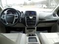 Chrysler Town & Country Touring Brilliant Black Crystal Pearl photo #27