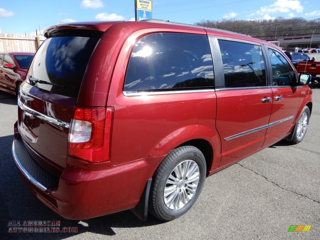 2015 Town & Country Touring-L - Deep Cherry Red Crystal Pearl / Dark Frost Beige/Medium Frost Beige photo #6