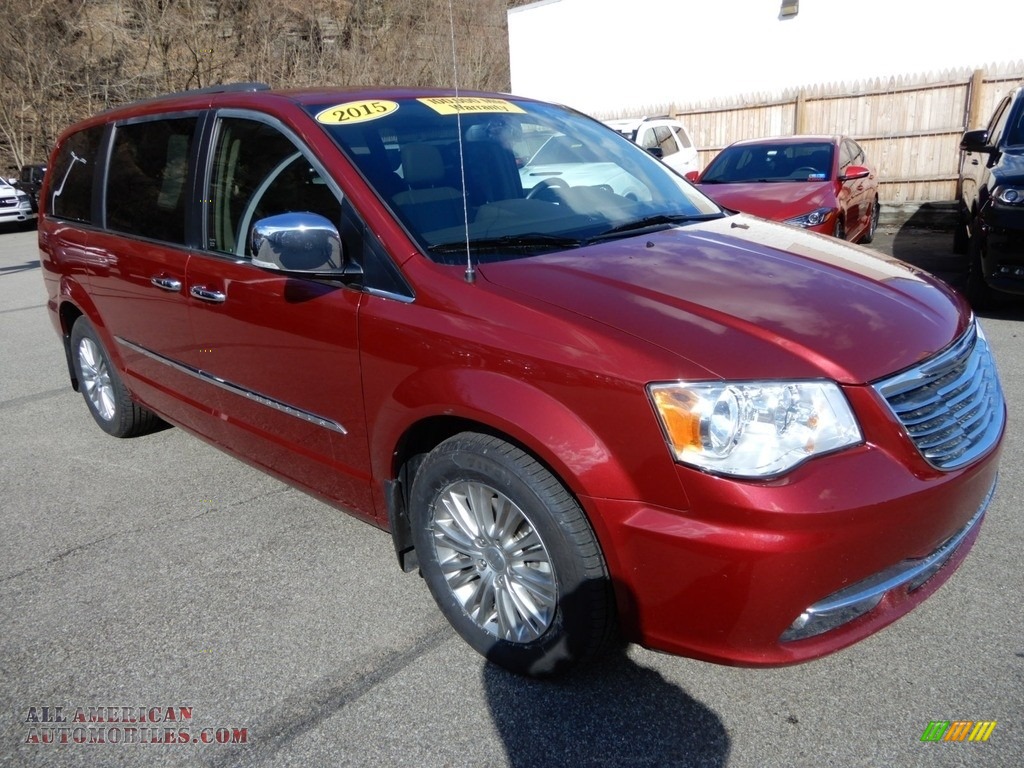 2015 Town & Country Touring-L - Deep Cherry Red Crystal Pearl / Dark Frost Beige/Medium Frost Beige photo #8