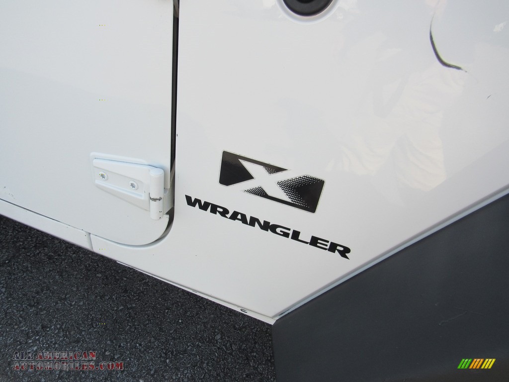 2008 Wrangler X 4x4 Right Hand Drive - Stone White / Dark Slate Gray/Medium Slate Gray photo #39
