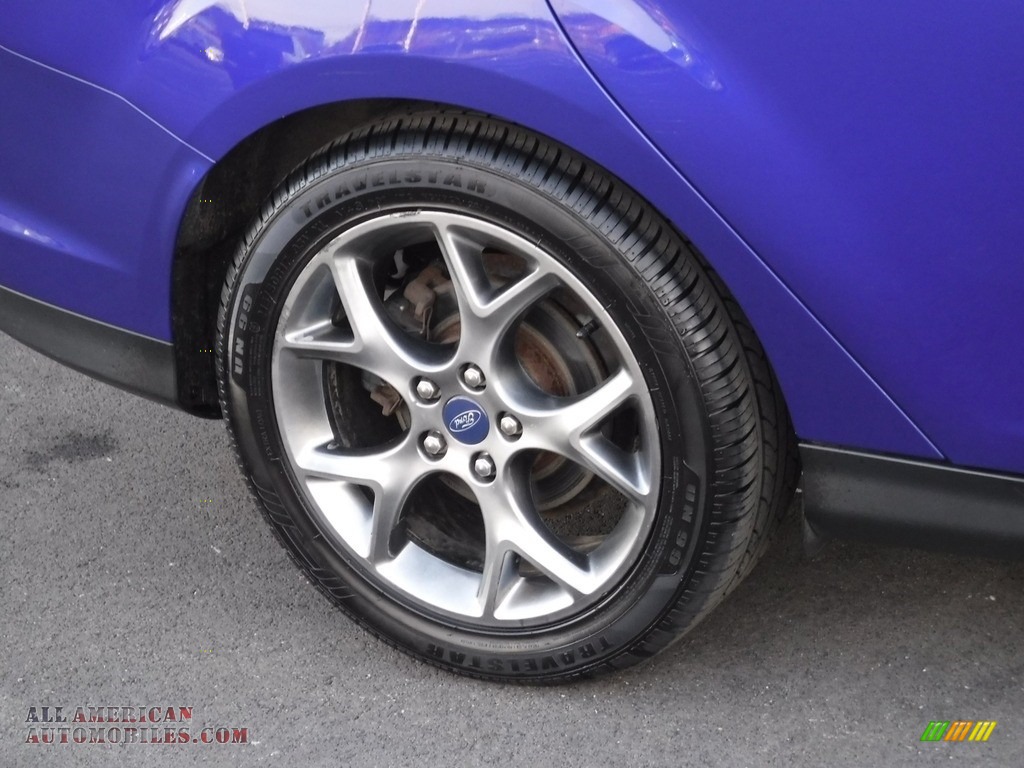 2013 Focus SE Sedan - Blue Candy / Charcoal Black photo #3