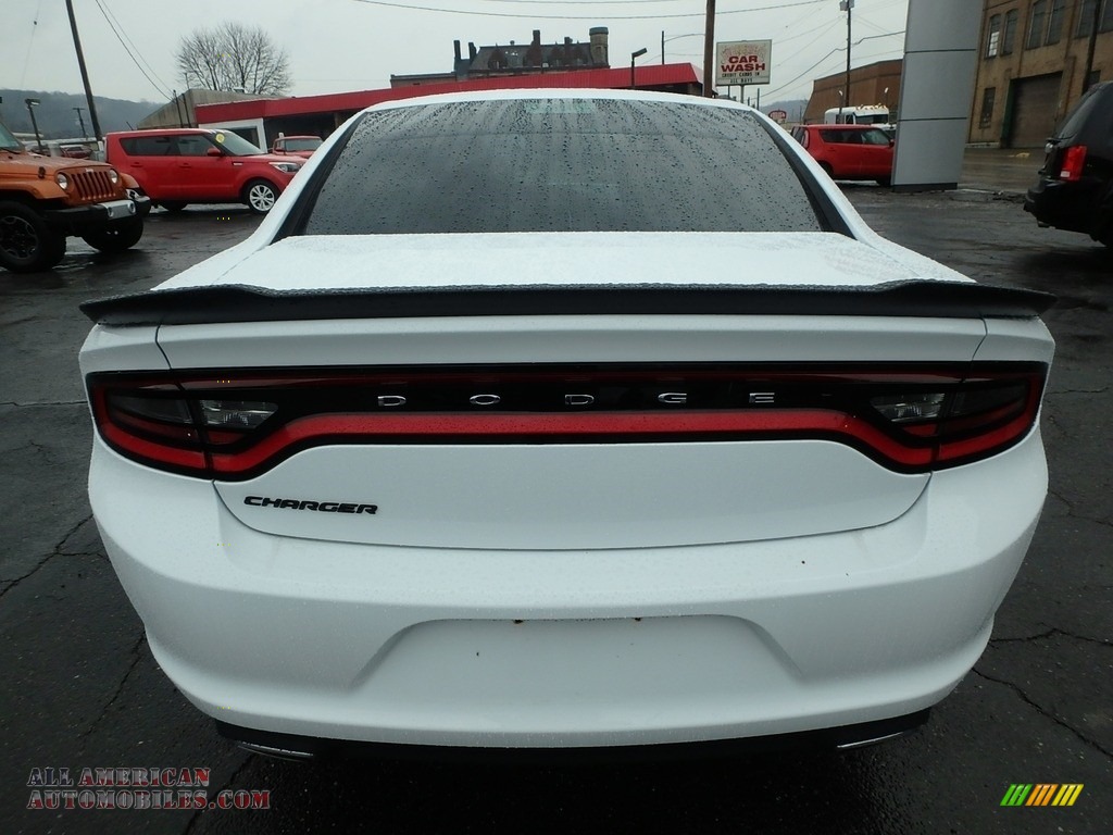 2017 Charger SE - White Knuckle / Black photo #3
