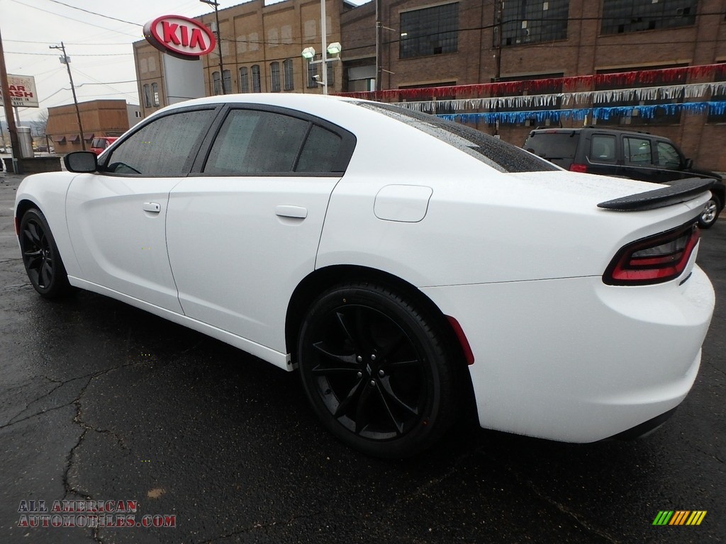 2017 Charger SE - White Knuckle / Black photo #4